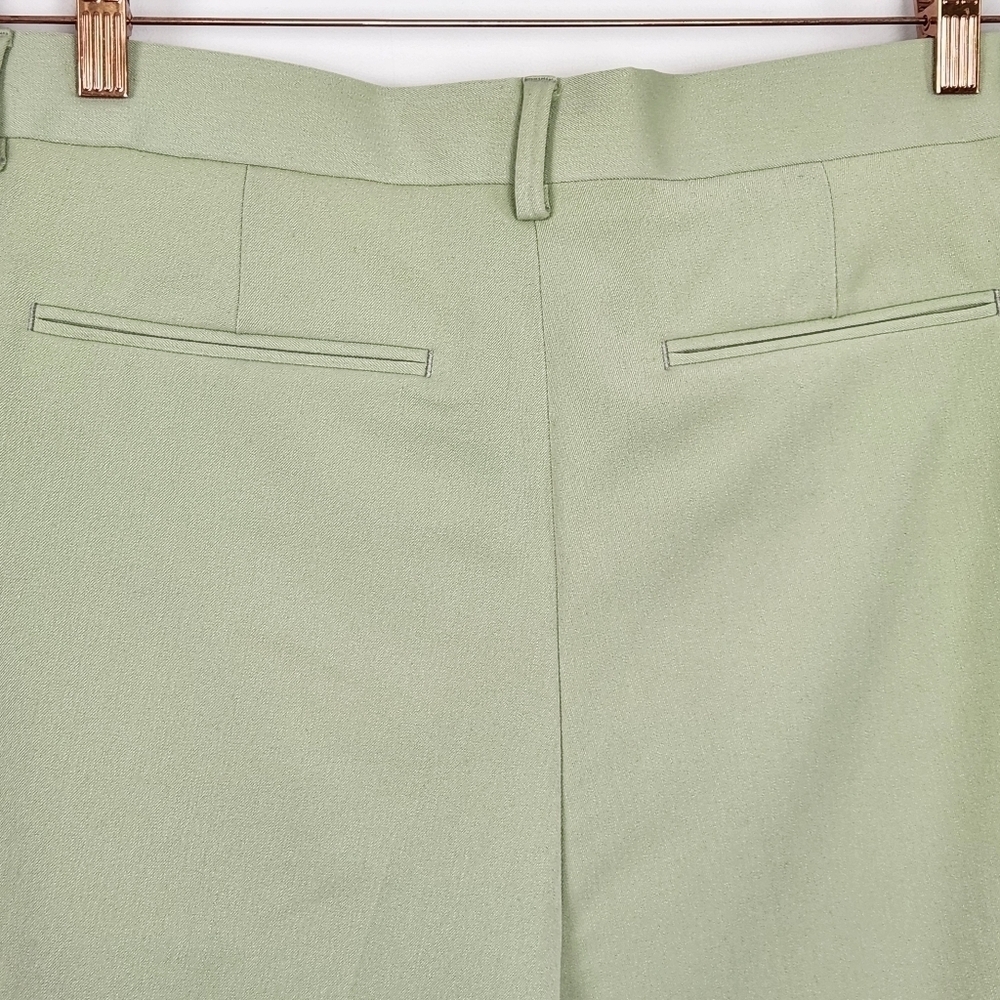 ASOS DESIGN Men's Size W34" Mint Green Cropped Bermuda Shorts Inseam 8" F10156 - Picture 11 of 11